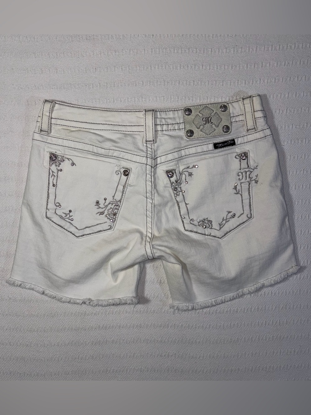 Miss Me Y2K Embroidered Cutoff Denim Shorts Size 30 2000s Sequin Embellished